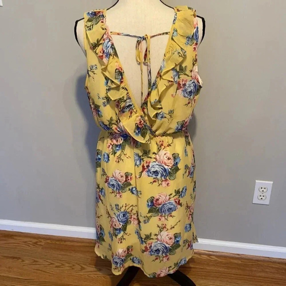 Love Tree Yellow Floral Print Lined Dress Ruffle Tie Back Size Large EUC - Picture 4 of 7